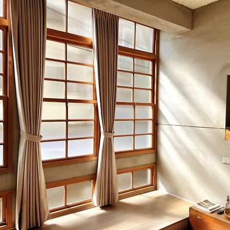 Loku. Tainan Hotel Bagian luar foto