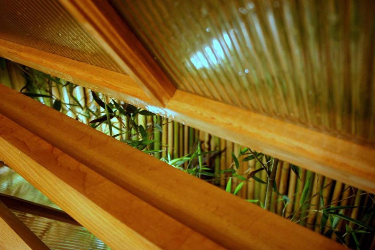 Loku. Tainan Hotel Bagian luar foto