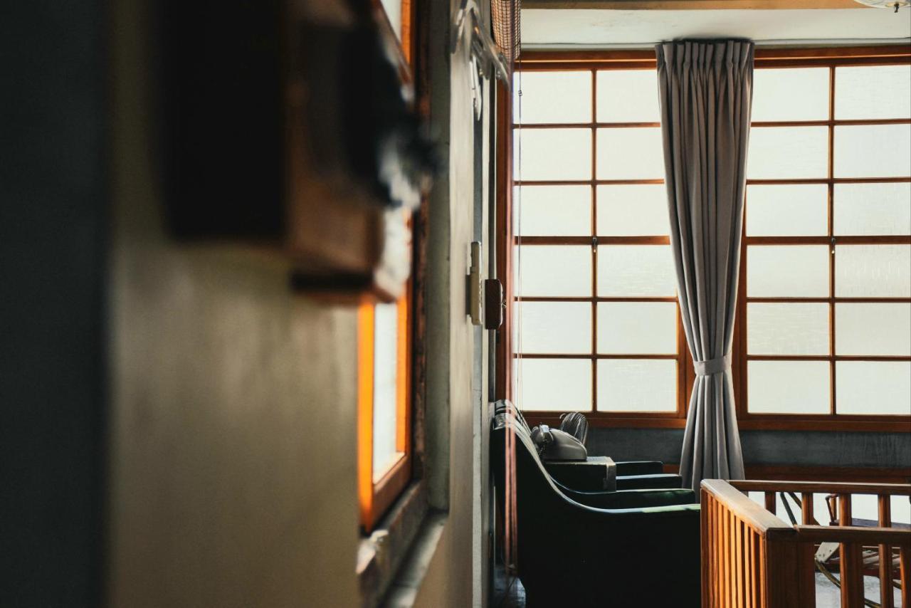 Loku. Tainan Hotel Bagian luar foto