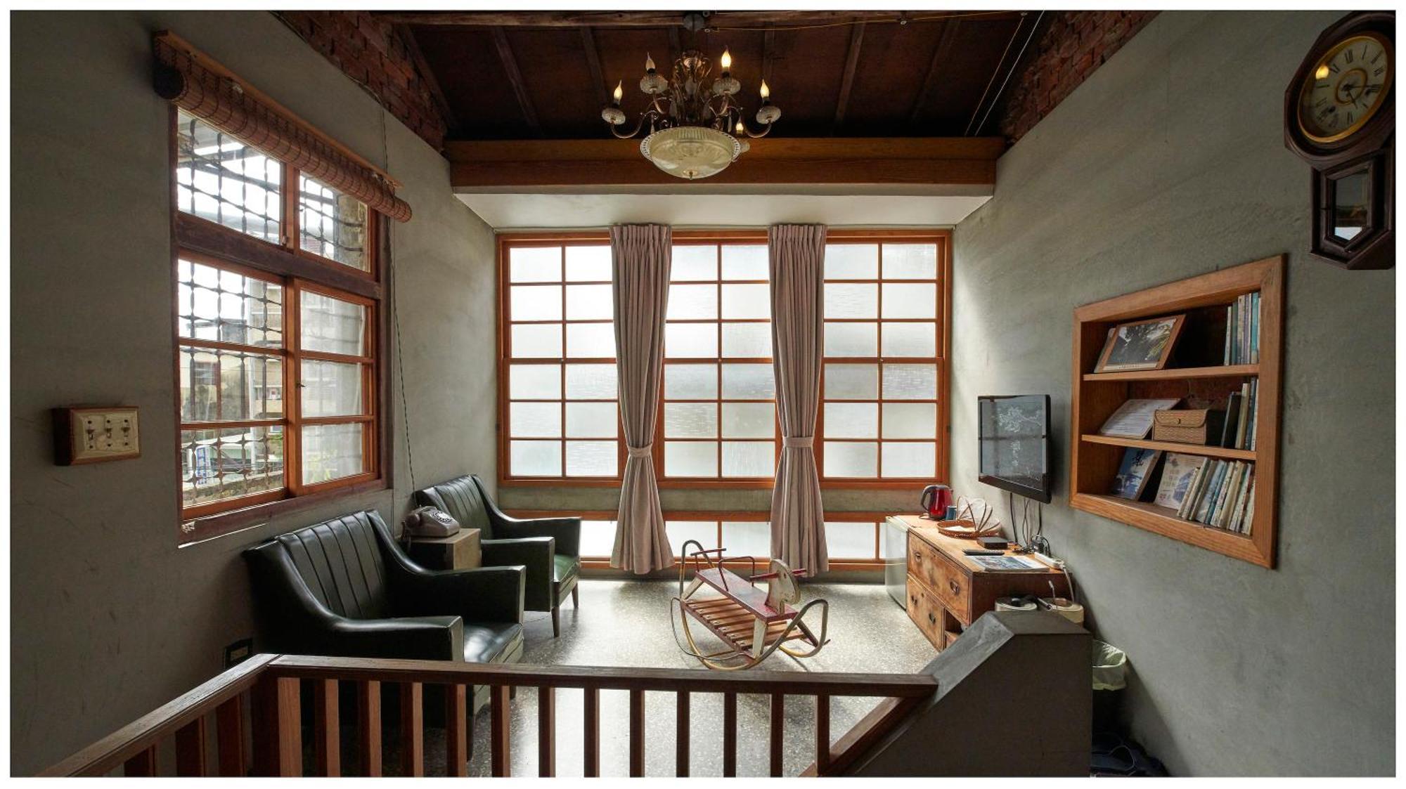Loku. Tainan Hotel Bagian luar foto